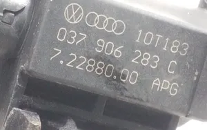 Audi A5 Sportback 8TA Tuyau sous vide 8K0121081AH