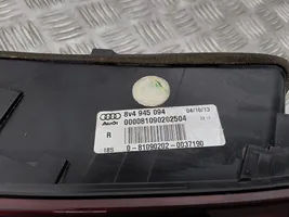 Audi A3 S3 8V Galinis žibintas dangtyje 8V4945094