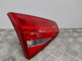 Audi A4 S4 B8 8K Aizmugurējais lukturis pārsegā 8K5945093AA