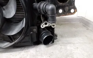 Volkswagen Scirocco Support de radiateur sur cadre face avant 1K0121205D
