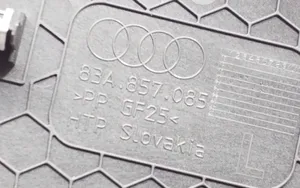 Audi Q3 F3 Kojelaudan sivupäätyverhoilu 83A857085