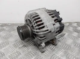 Volkswagen Tiguan Generatore/alternatore 06F903023C