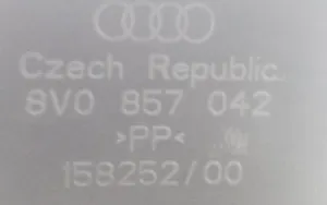 Audi A3 S3 8V Oro grotelės gale 8V0857042