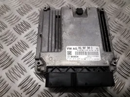 Volkswagen Golf VII Unité de commande, module ECU de moteur 04L907309D