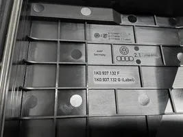 Audi TT TTS Mk2 Saugiklių dėžė (komplektas) 8J0937503