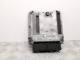 Volkswagen PASSAT B8 Komputer / Sterownik ECU silnika 04L907309R