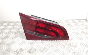 Audi A3 S3 8V Lampy tylnej klapy bagażnika 8V4945093