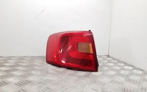 Volkswagen Jetta VI Lampa tylna 5C6945095