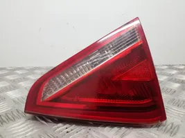 Audi A5 8T 8F Lampy tylnej klapy bagażnika 8T0945094