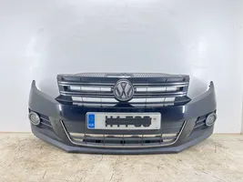 Volkswagen Tiguan Zderzak przedni 5N0807221K