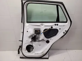 Audi Q2 - Rear door 