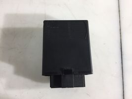 Mercedes-Benz Vito Viano W638 Module relais lève-vitre A0004460027