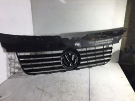 Volkswagen Transporter - Caravelle T5 Grille calandre supérieure de pare-chocs avant 7H080710175