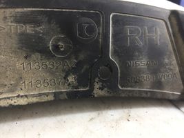 Nissan Qashqai Передний брызговик 113532A2