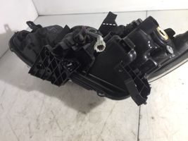 Nissan Qashqai Передняя фара 10019009