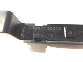 Toyota Yaris Beraktės sistemos KESSY (keyless) valdymo blokas/ modulis 8L03