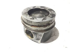 Volkswagen Transporter - Caravelle T5 Piston 81L137A2