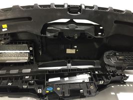 Audi A7 S7 4K8 Oro pagalvių komplektas su panele 