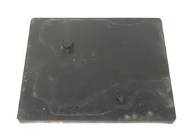 Toyota Yaris Boîte de batterie 744310D160