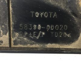 Toyota Yaris Osłona dolna zbiornika paliwa 583980D020