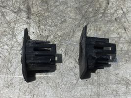 Audi A4 S4 B8 8K Supporto anteriore per il sensore di parcheggio (PDC) 8K0919267