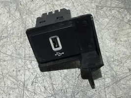 Ford Courier Connecteur/prise USB JK2T14F014AB