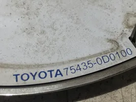 Toyota Yaris Logo, emblème de fabricant 754310D120