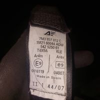 Volkswagen Sharan Middle seatbelt (rear) 7M3857812C