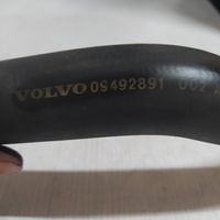 Volvo V70 Przewód / Wąż chłodnicy 09492891