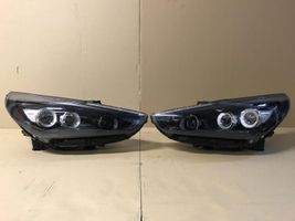 Hyundai i30 Lot de 2 lampes frontales / phare 