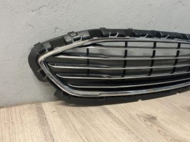 Ford Fiesta Grille calandre supérieure de pare-chocs avant H1BB-8200-B