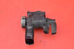 Volkswagen Transporter - Caravelle T5 Vacuum valve 1J0906283C