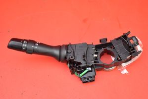 Toyota Yaris Bouton interrupteur de commande d'essuie-glace de phare 173832