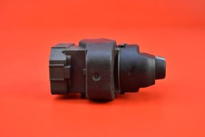 Renault Fluence Vacuum valve 149568021R