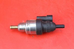 Volkswagen Jetta V Fuel injector 67R-016407