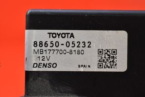 Toyota Avensis T270 Releen moduulikiinnike 88650-05232