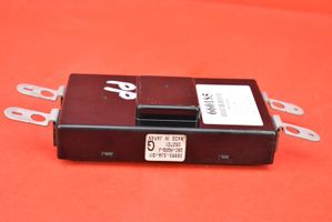 Honda Legend Relay mounting block 38860-SJA-G11