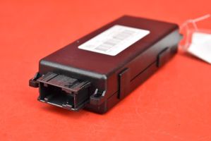 Volkswagen Phaeton Relay mounting block 3W0035729A