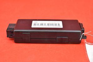 Volkswagen Phaeton Relay mounting block 3W0035729A