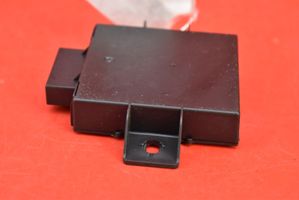 Volkswagen Phaeton Relay mounting block 7L0907719