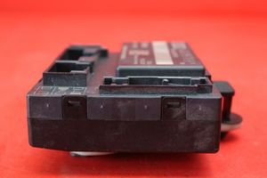 Audi Q7 4L Relay mounting block 4L0959792B