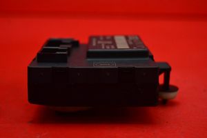 Audi Q7 4L Relay mounting block 4L0907290