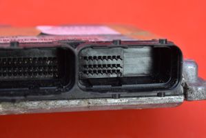 Opel Astra G Relay mounting block 0281001670