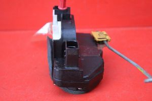 Chevrolet Orlando Front door lock 13579523