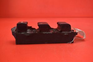 Subaru Outback Electric window control switch 157525