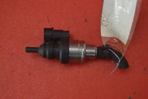 Ford Focus C-MAX Injecteur de carburant 67R-016407