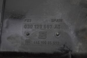 Seat Ibiza II (6k) Ilmansuodattimen kotelo 030129607AT