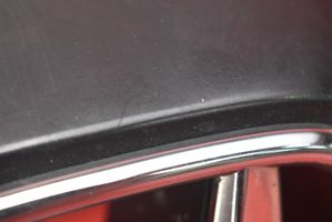 Honda CR-V Front grill 71121-SCA-A010-M
