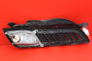 Nissan Micra Grille de calandre avant NSR2381001