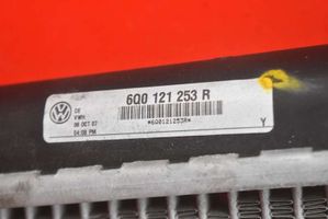 Volkswagen Polo IV 9N3 Dzesēšanas šķidruma radiators 6Q0121253R